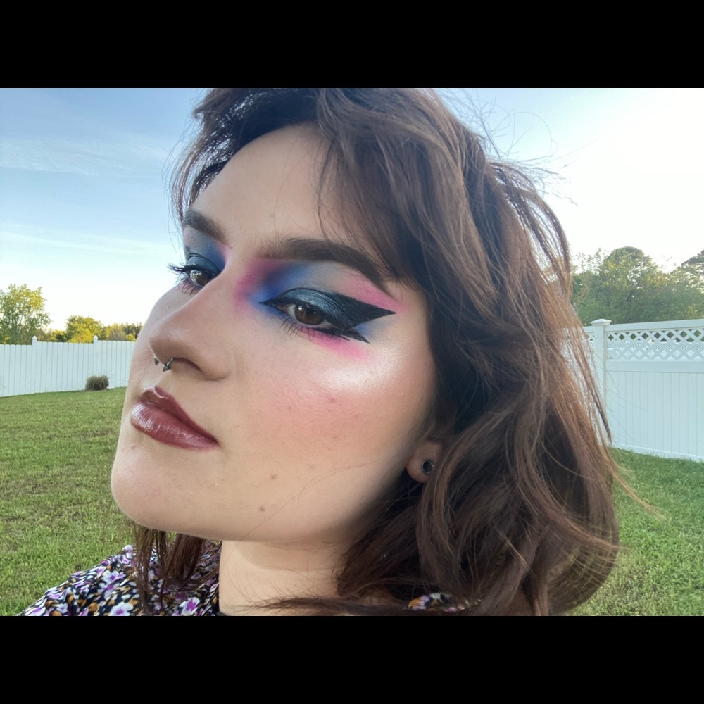 Meet your Posher, Kendra